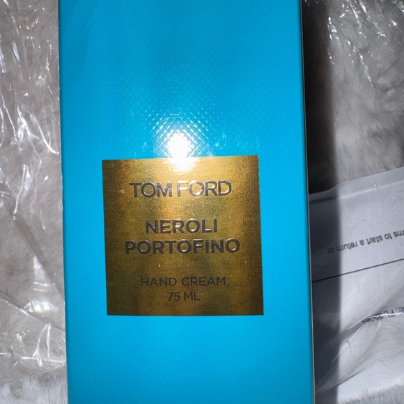 Tom Ford Neroli Portofino Hand Cream in Blue and Gold - Picture 2 of 8